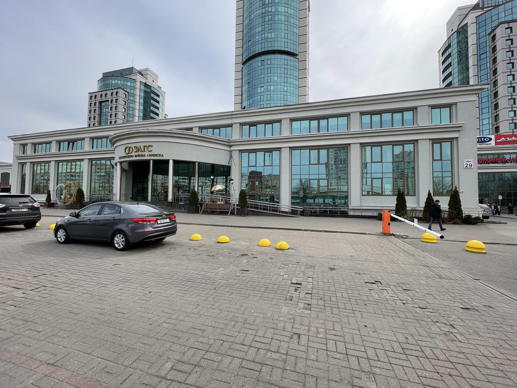 Торговое помещение в составе МФК 